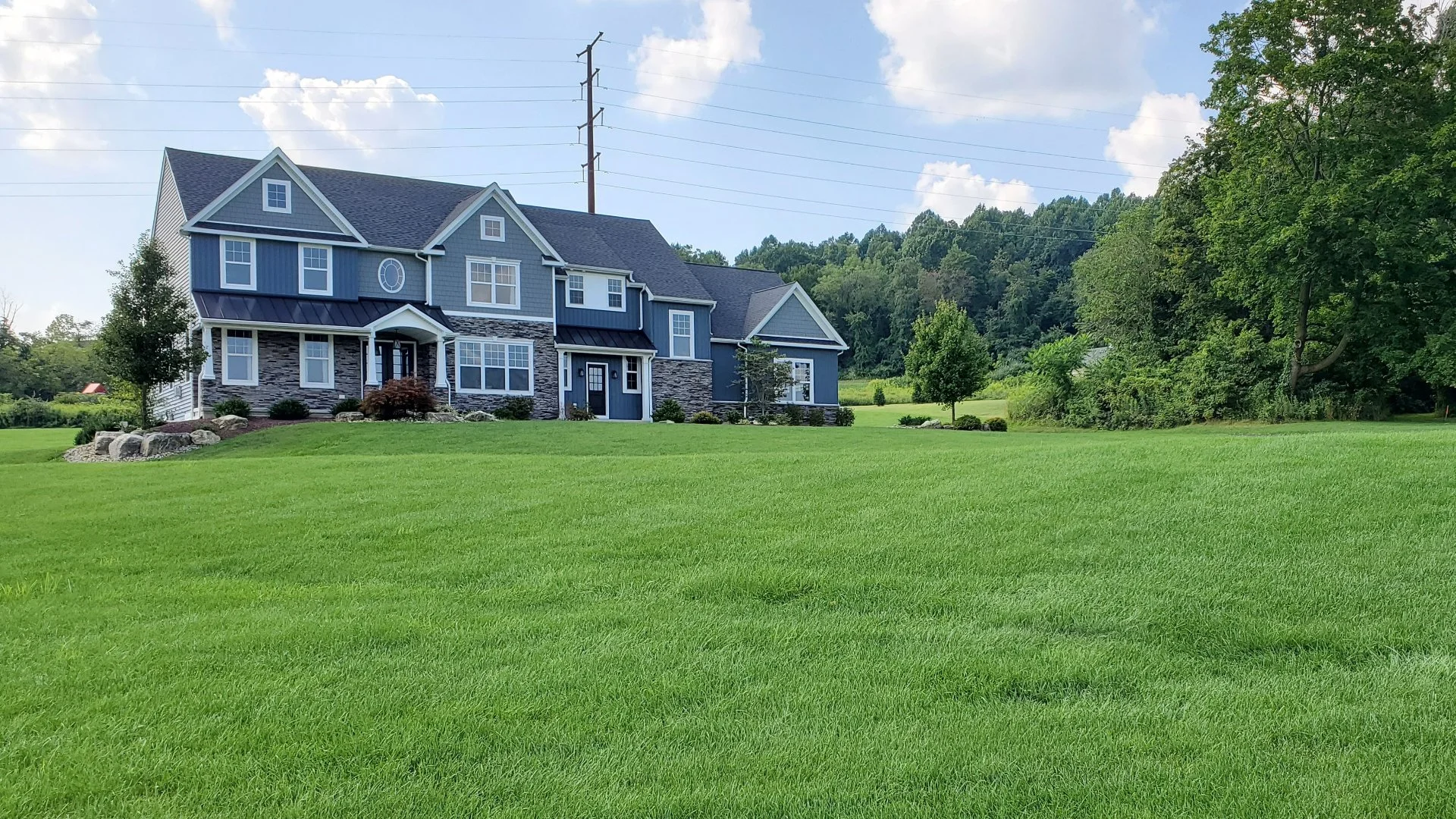 Is Topdressing Necessary After Overseeding?