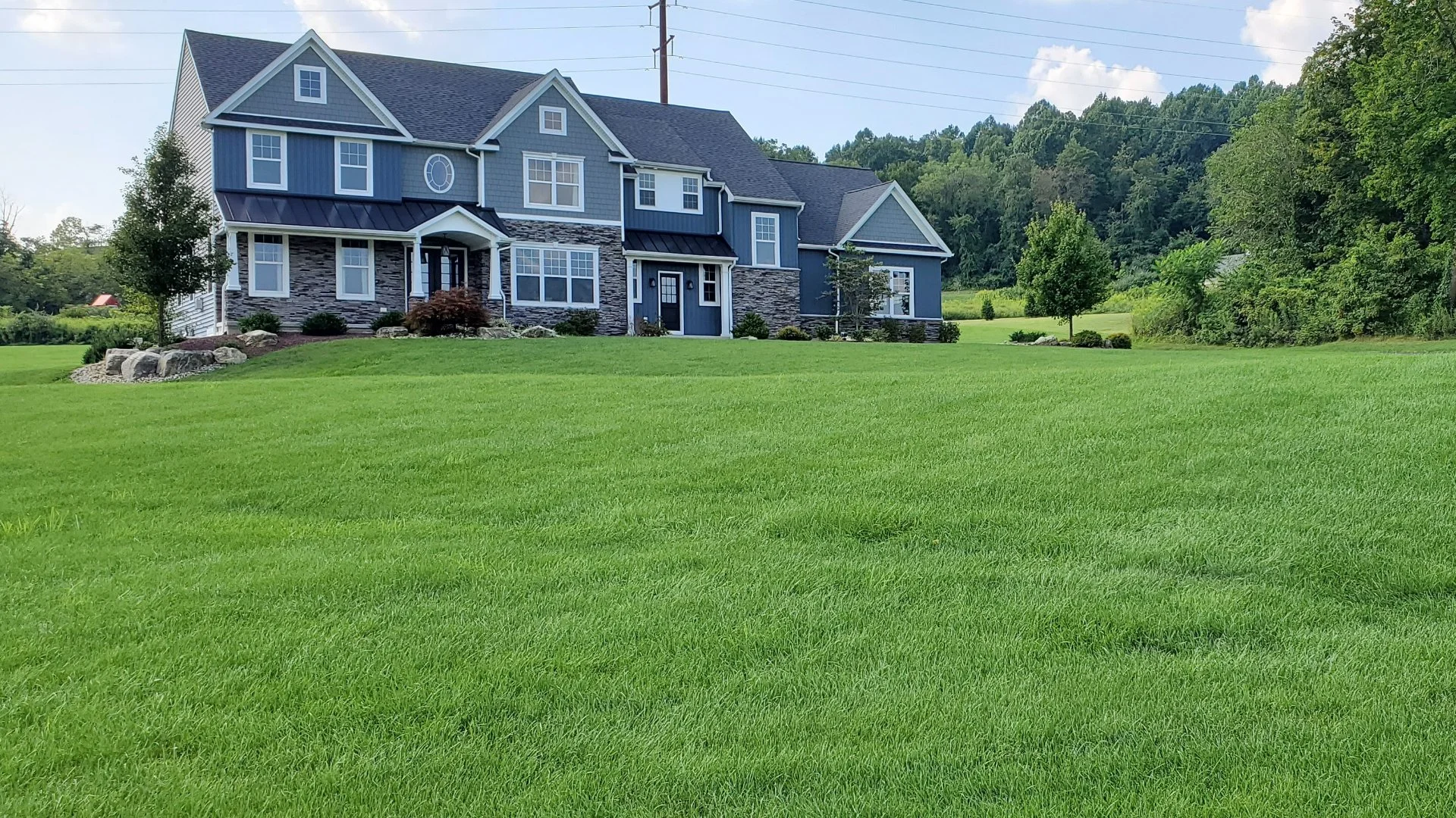 Don't Apply Your Lawn's Final Fall Fertilizer Treatment Too Late!