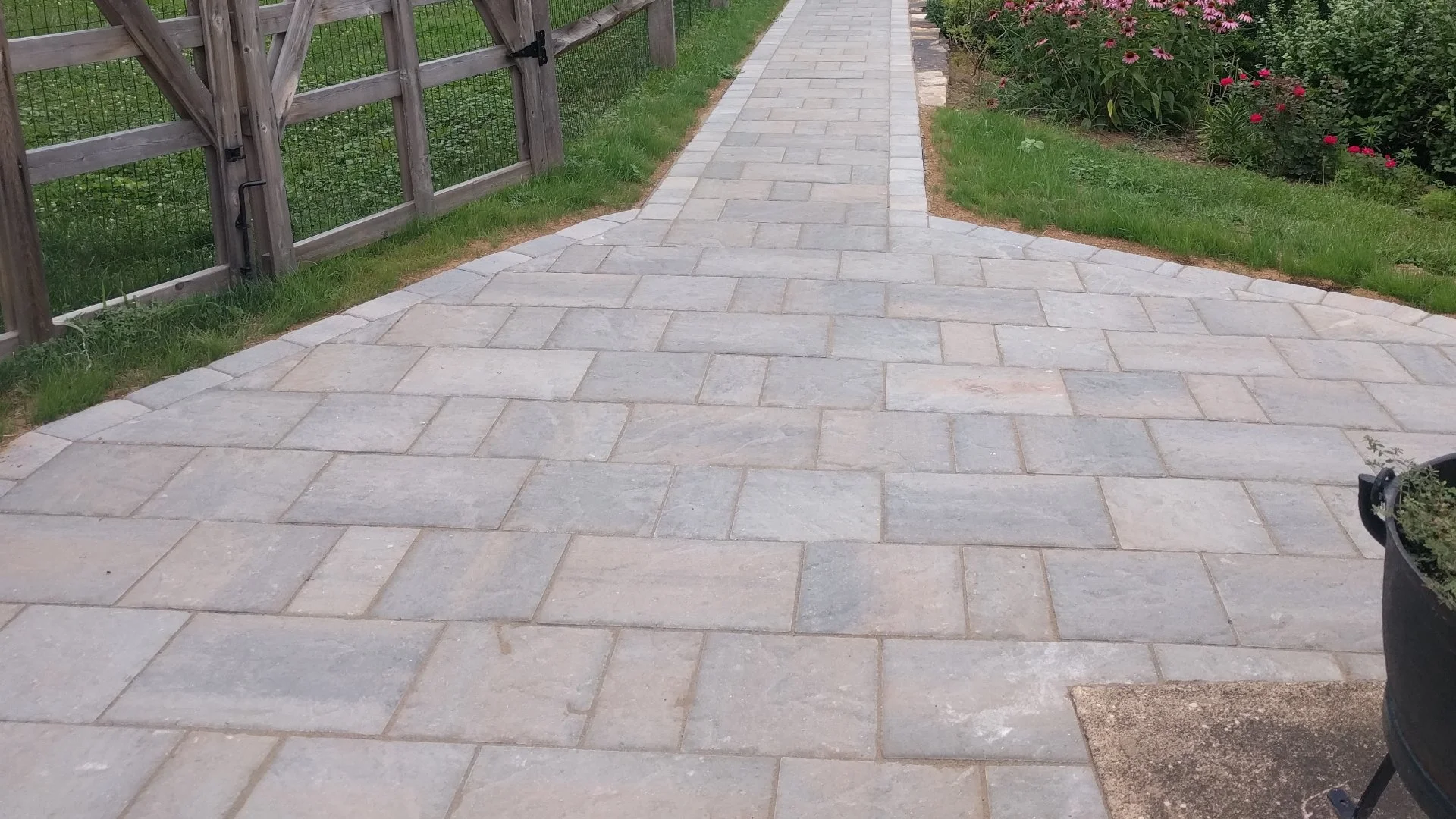 Get Creative With Your Patio Design - Paver Patterns to Consider