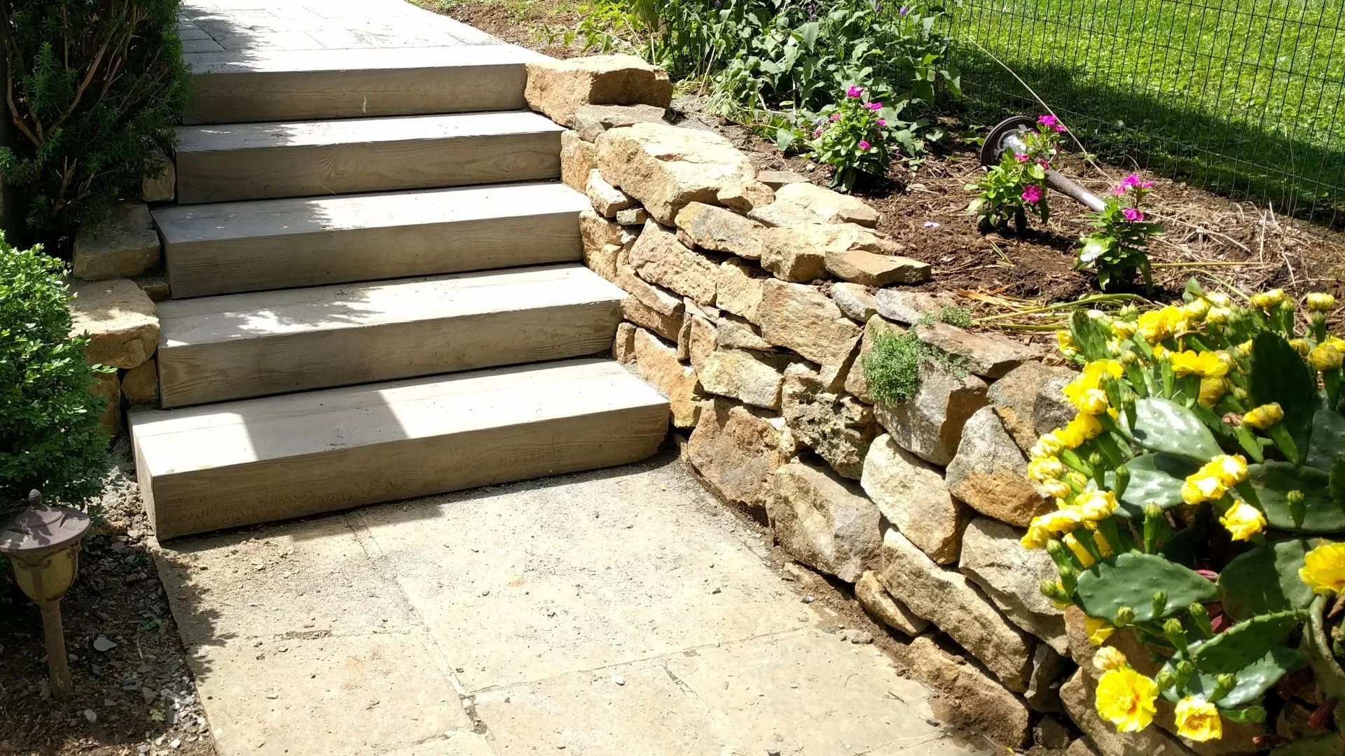 Drainage Is Necessary for Your Retaining Wall!