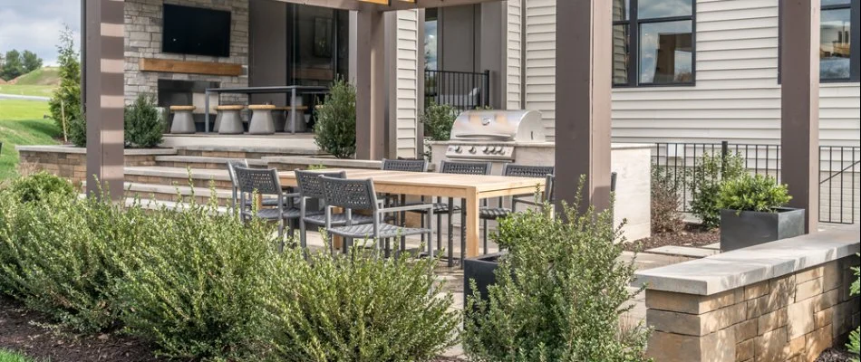 Outdoor kitchen on a backyard in Macungie, PA.