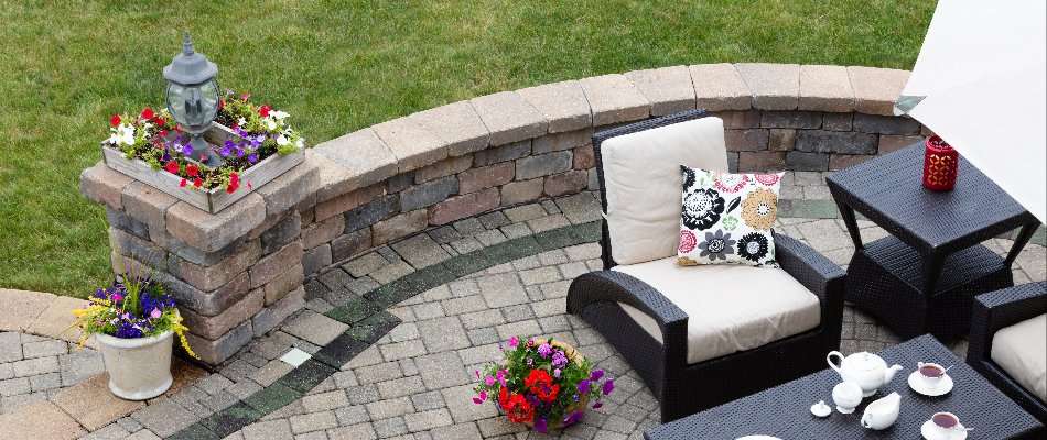 Seating Walls Can Add Style & Functionality to Your Outdoor Living ...